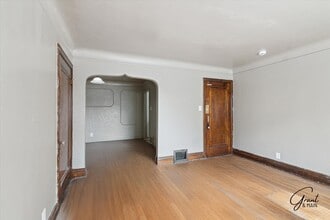 14027 Montrose St in Detroit, MI - Foto de edificio - Building Photo