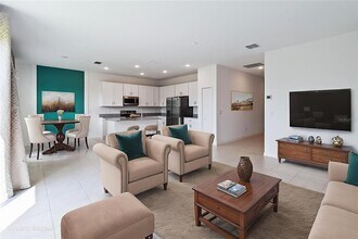 210 Tarpon Bay Blvd in Haines City, FL - Building Photo - Building Photo
