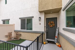 12349 Golden Wreath Rd in Las Vegas, NV - Building Photo