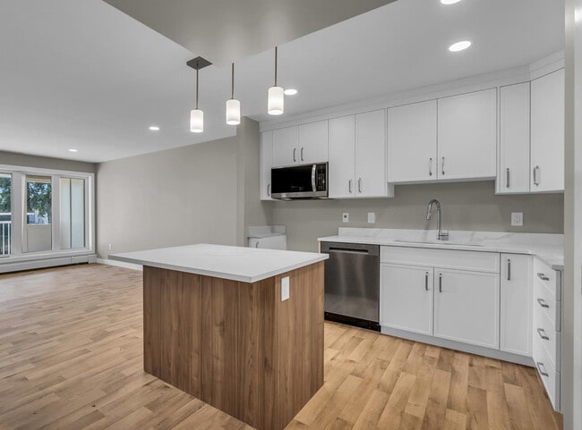 property at 318 108 St
