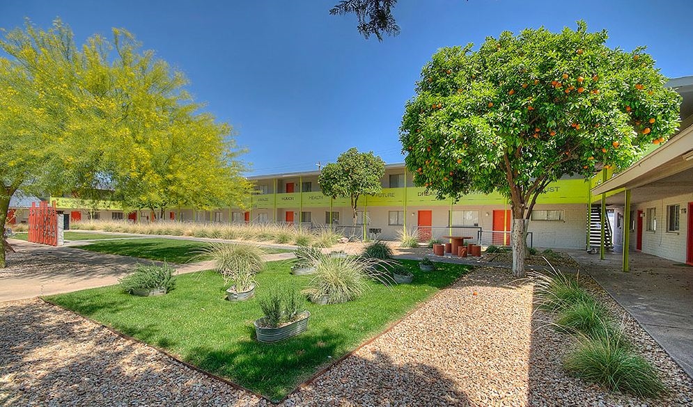 Bonfire Apartments in Phoenix, AZ - Building Photo