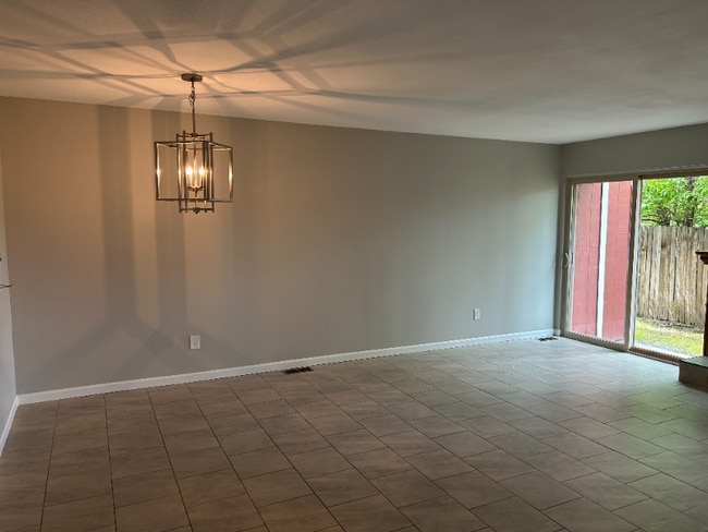 472 W Rockrimmon Blvd in Colorado Springs, CO - Building Photo - Building Photo