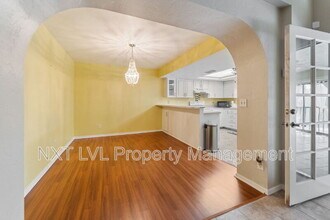 5510 SW 4th Pl in Cape Coral, FL - Foto de edificio - Building Photo