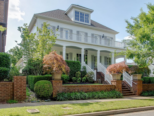property at 625 Stonewater Blvd