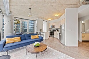 150 3rd Ave S in Nashville, TN - Building Photo