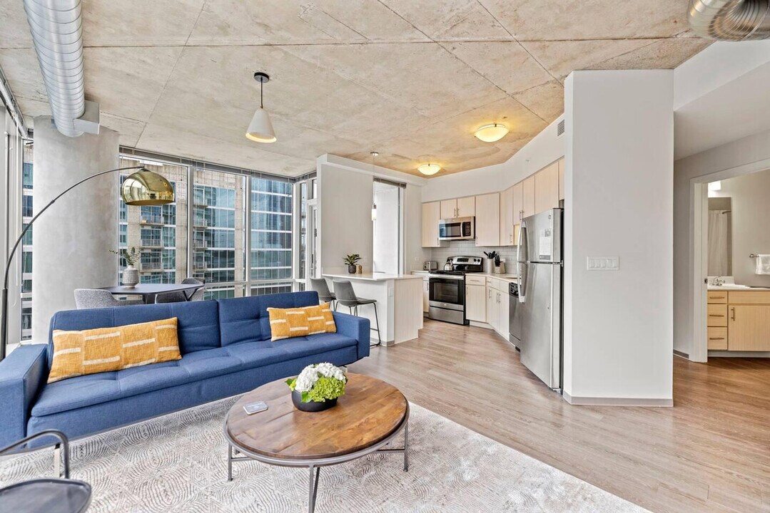205 Demonbreun St in Nashville, TN - Building Photo