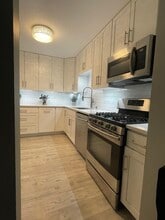 4731 St Joseph Creek Rd in Lisle, IL - Building Photo - Building Photo