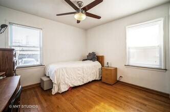 4914 Louise St, Unit #1 in Skokie, IL - Foto de edificio - Building Photo