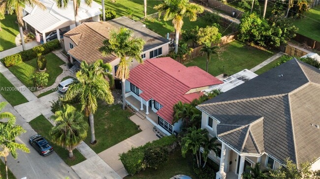 1422 Wiley St in Hollywood, FL - Building Photo - Building Photo