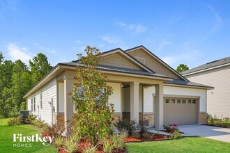 2103 Amberly Dr in Middleburg, FL - Building Photo - Building Photo