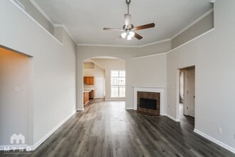 9169 Acadia Pl in Cordova, TN - Foto de edificio - Building Photo