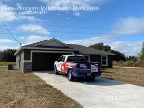 309 Locust Rd in Ocala, FL - Building Photo - Building Photo