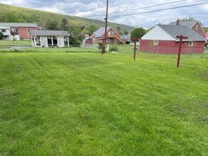 12512 McMullen Hwy SW in Cumberland, MD - Building Photo - Building Photo
