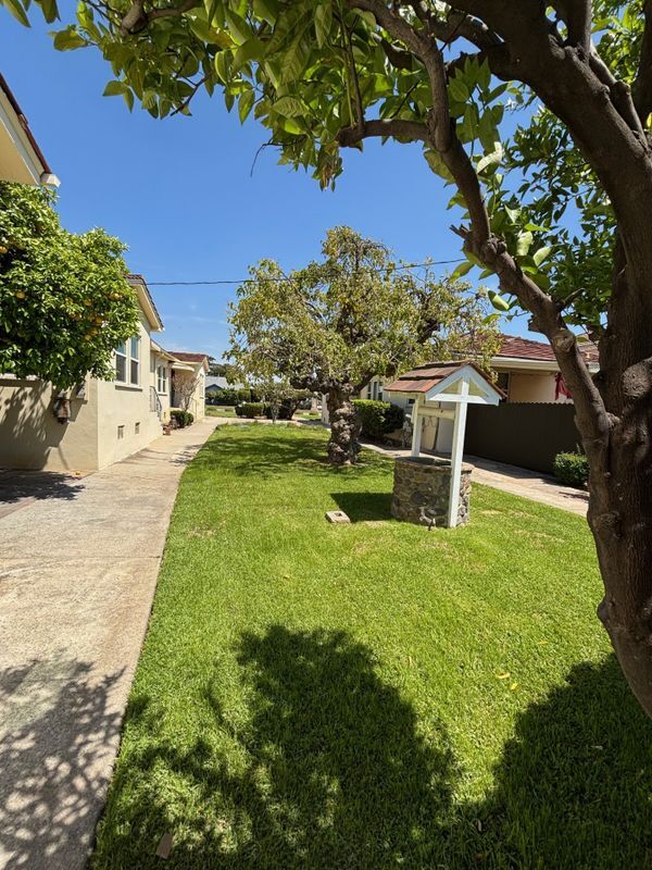 1607 S Atlantic Blvd in Alhambra, CA - Building Photo - Building Photo