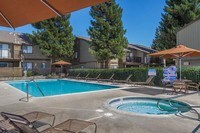 Building Photo - Evergreen Park Apartments in Sacramento, California