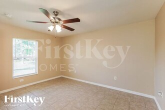 532 Kismet Pkwy W in Cape Coral, FL - Building Photo - Building Photo
