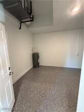 832 Holmes Ave in Lehigh Acres, FL - Building Photo - Building Photo
