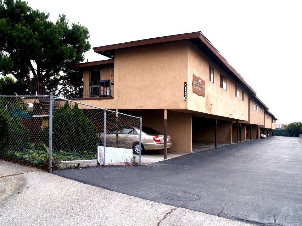 Brookside Apartments in La Habra, CA - Foto de edificio