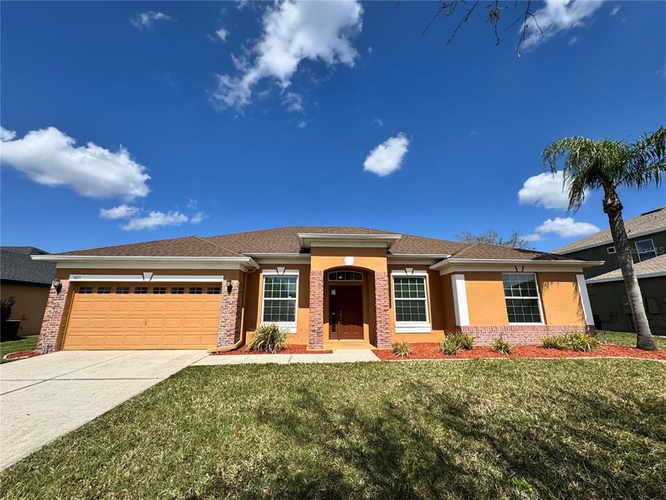 1021 Jilliam Way in Winter Garden, FL - Building Photo