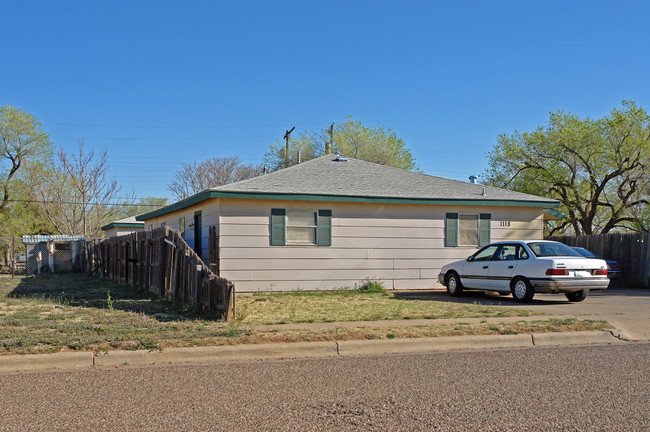 1118 44th St in Lubbock, TX - Foto de edificio - Building Photo