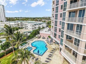 1460 S Ocean Blvd in Pompano Beach, FL - Building Photo - Building Photo