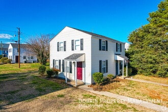 1704 Hickory St in Richmond, VA - Foto de edificio - Building Photo