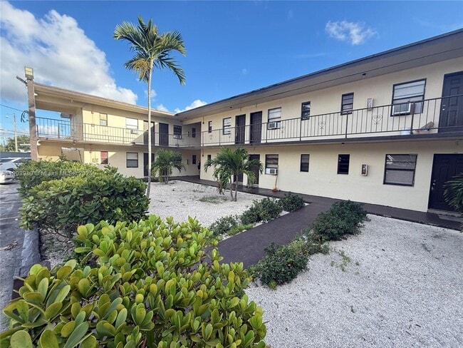 3330 NW 48th Terrace