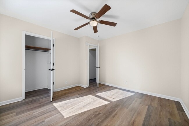 564 Briarwood Dr in Clarksville, TN - Building Photo - Building Photo