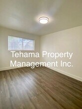 320 Lincoln St in Red Bluff, CA - Building Photo - Building Photo