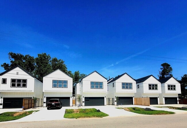9343 Lavender St in Houston, TX - Building Photo - Building Photo
