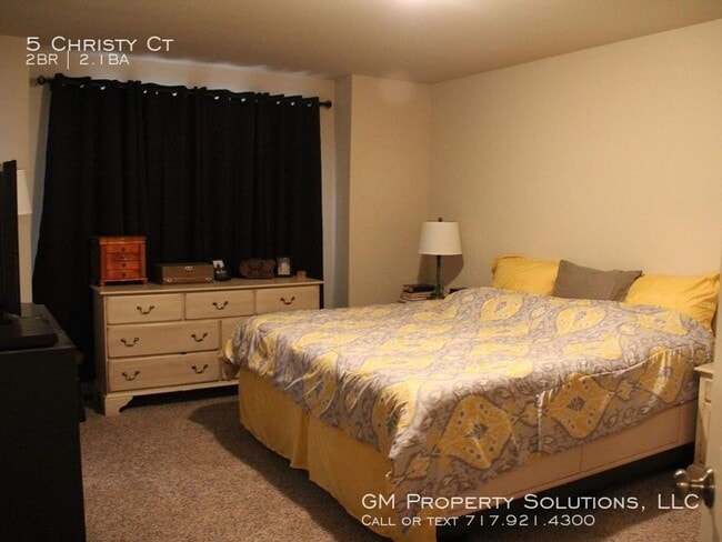 5 Christy Ct in Elizabethtown, PA - Building Photo - Building Photo