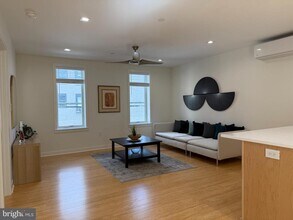 1302 S 18th St-Unit -2 in Philadelphia, PA - Building Photo - Building Photo