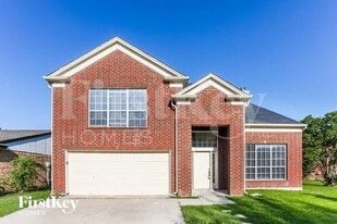 5320 Faireast Ct, Unit 111 in Arlington, TX - Building Photo