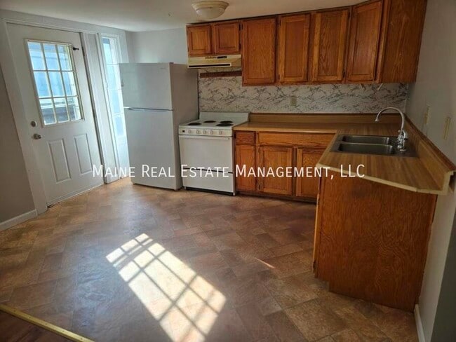 101 3rd St in Bangor, ME - Building Photo - Building Photo
