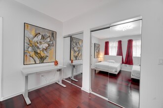 1407 S Halsted St, Unit Phoenix-A in Chicago, IL - Building Photo - Building Photo