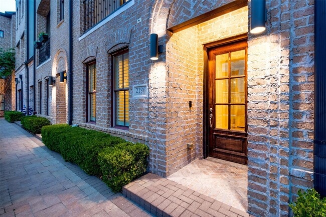 property at 2186 Aylesport Dr