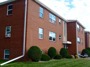 St. Paul Avenue Apartments in St. Paul, MN - Building Photo - Building Photo