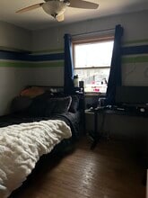 2010 Richard St in Aurora, IL - Foto de edificio - Building Photo