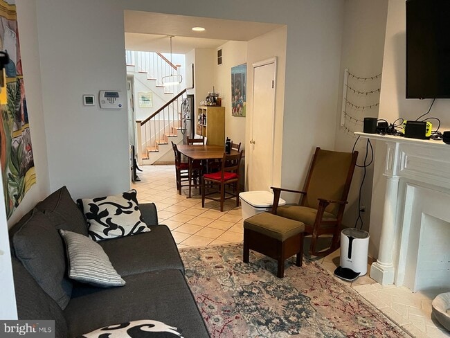 15 W Montgomery St photo'