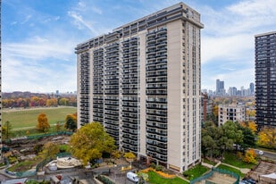 Bretton Place in Toronto, ON - Building Photo