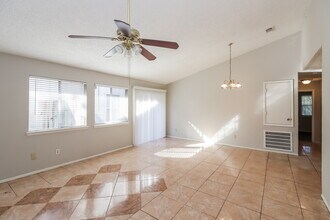 17728 Northhagen Dr in Houston, TX - Building Photo - Building Photo