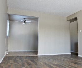 Argyll Apartments in Edmonton, AB - Building Photo - Building Photo