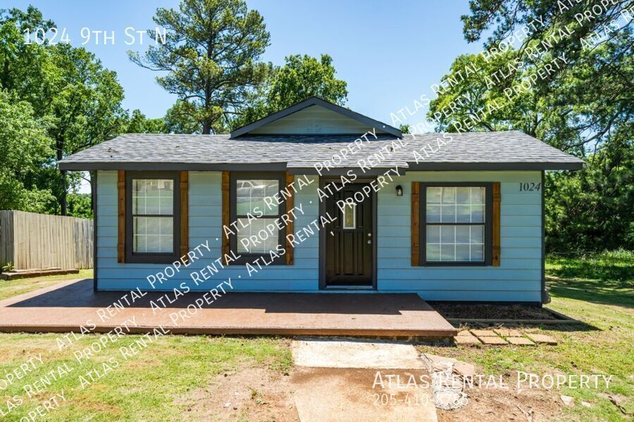 1024 9th St N in Bessemer, AL - Foto de edificio