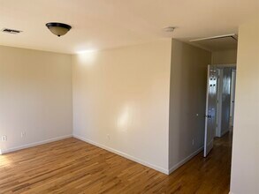 99 Bidwell Ave in Jersey City, NJ - Building Photo - Building Photo