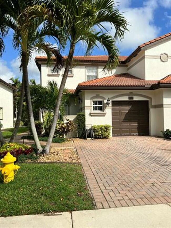 property at 9715 Darlington Pl