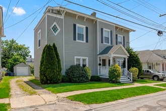 37 Waverly Pl in Red Bank, NJ - Foto de edificio - Building Photo