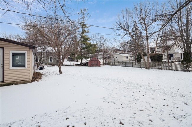 221 58th St in Clarendon Hills, IL - Building Photo - Building Photo