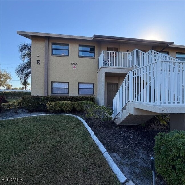 4745 Orange Grove Blvd