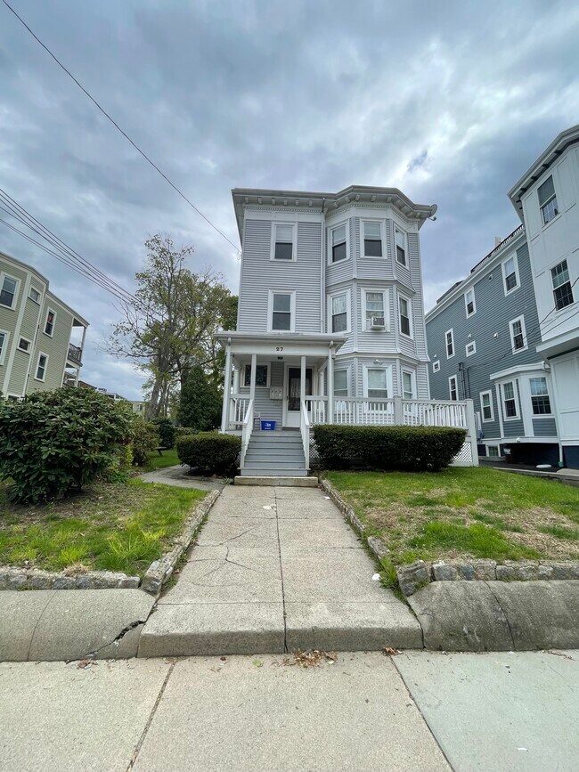 27 Dix St, Unit 1 in Boston, MA - Building Photo - Building Photo