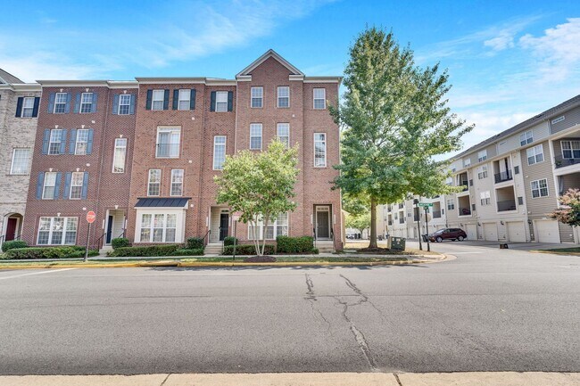 property at 15229 Lancashire Dr